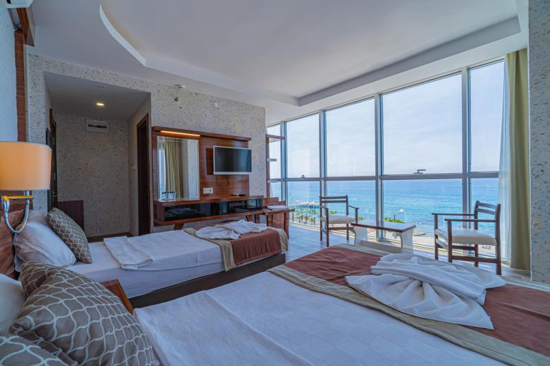 Deniz Manzaralı Oda